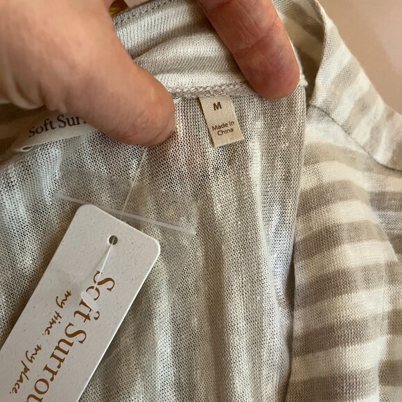 Soft Surroundings Size M Cascadia Cardi Sweater Beige White Striped *Flaw - Picture 11 of 11
